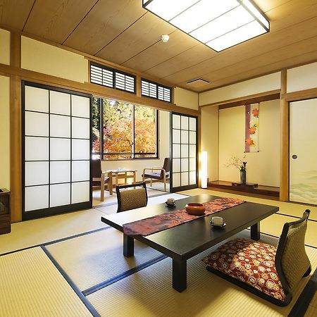 Kotobukiso Hotel Shin'onsen Bagian luar foto