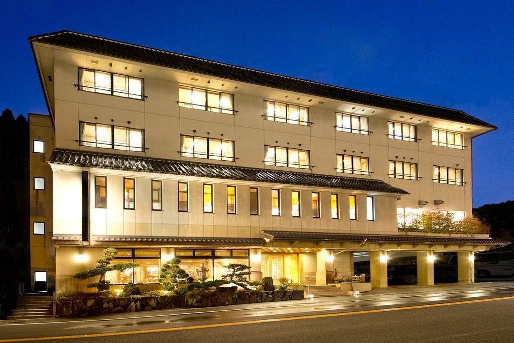 Kotobukiso Hotel Shin'onsen Bagian luar foto